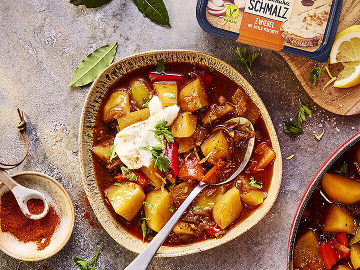 Veganes Kartoffelgulasch